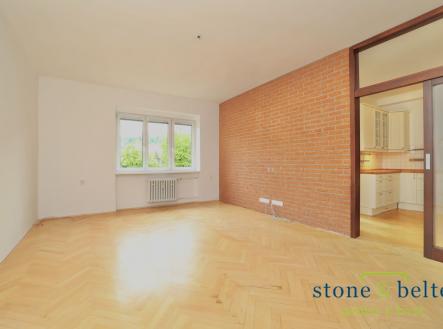 pokoj-3.jpg | Pronájem bytu, 4+kk, 85 m²