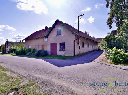 6a2a8072.jpg | Prodej - zemědělský objekt, 920 m²