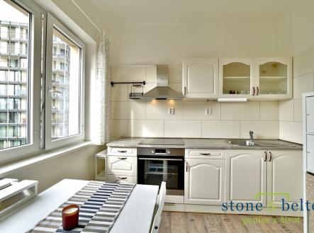 samostatná kuchyně | Pronájem bytu, 1+1, 43 m²