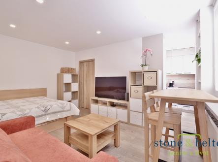 Obytná místnost | Prodej bytu, 1+kk, 27 m²