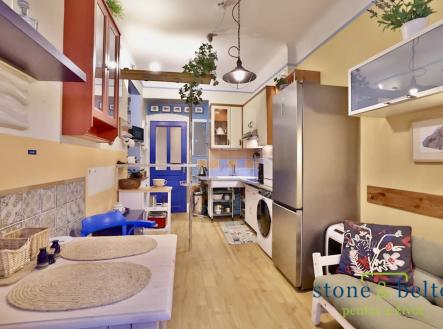 Pronájem bytu, 1+1, 49 m²
