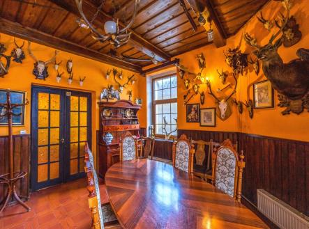 . | Prodej - restaurace, 592 m²