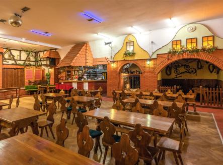 . | Prodej - restaurace, 592 m²