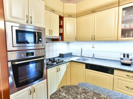 . | Prodej bytu, 3+1, 90 m²
