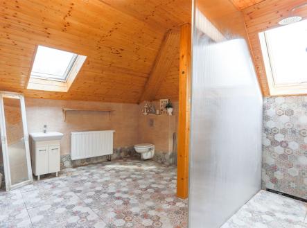 . | Prodej - dům/vila, 258 m²