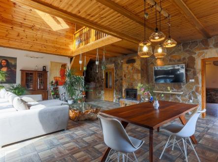 . | Prodej - dům/vila, 258 m²