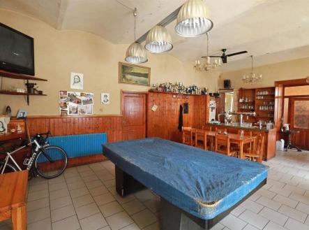 . | Prodej - restaurace, 250 m²