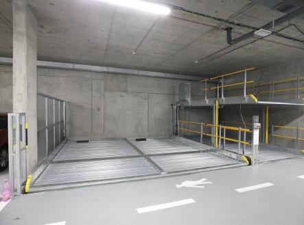 . | Pronájem - malý objekt/garáž