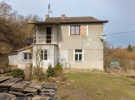 . | - dům/vila, 110 m²