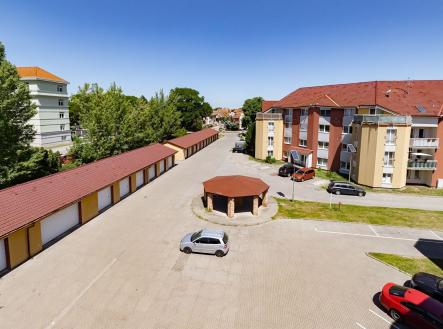 . | bytu, 2+1, 56 m²