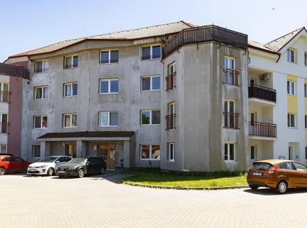 . | bytu, 2+kk, 75 m²