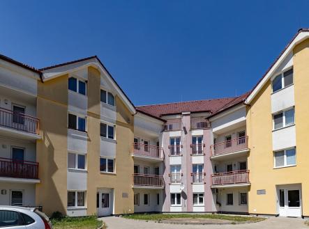 . | bytu, 3+1, 93 m²