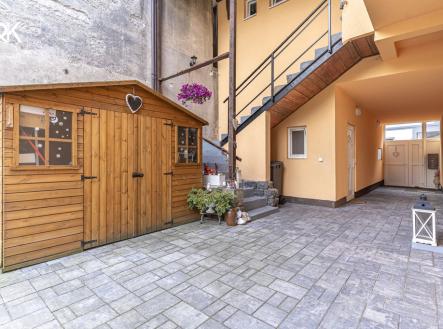 dsc09243-hdr-edit.jpg | Prodej - nájemní dům, 230 m²