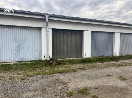 img-3200.jpg | Prodej - malý objekt/garáž