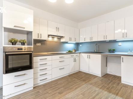 dsc04572-hdr-edit.jpg | Prodej bytu, 2+1, 68 m²