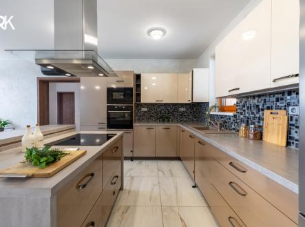 dsc00603-hdr.jpg | Prodej - dům/vila, 229 m²