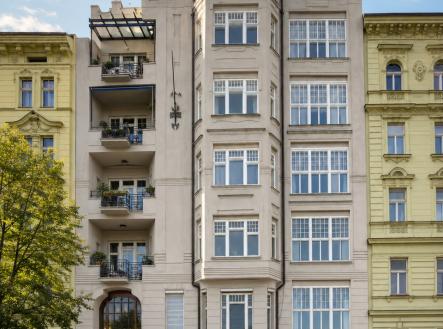300ccc80-3d15-4be4-af5b-f6ed7b5368d0.png | Prodej bytu, 6+1, 245 m²
