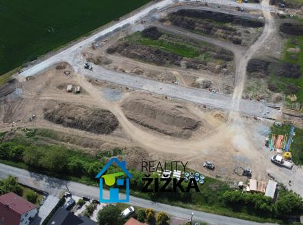 4 | Prodej - pozemek pro bydlení, 678 m²
