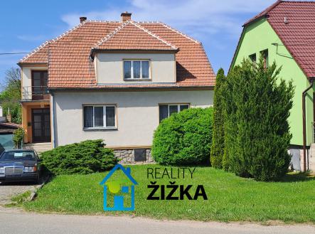 Prodej - dům/vila, 327 m²