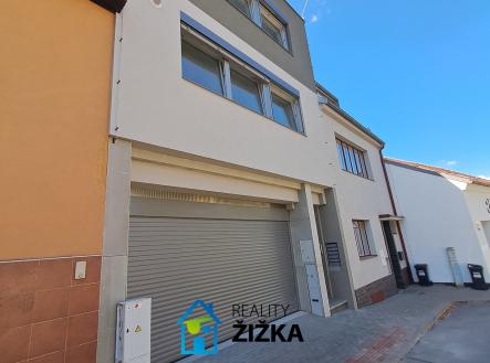 Pronájem - malý objekt/garáž obrázek