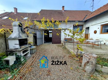 1 | Prodej - dům/vila, 200 m²