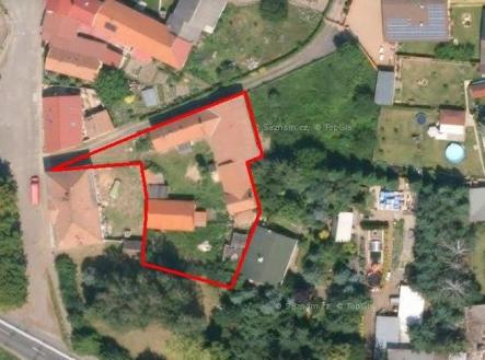 Celý pozemek | Prodej - dům/vila, 140 m²