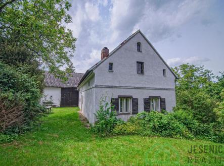 Prodej - dům/vila, 265 m² obrázek
