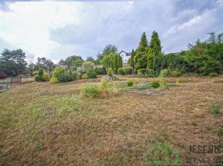 DSC02476.jpg | Pronájem - pozemek, zahrada, 734 m²