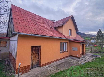 DSC02792.jpg | Prodej - dům/vila, 128 m²