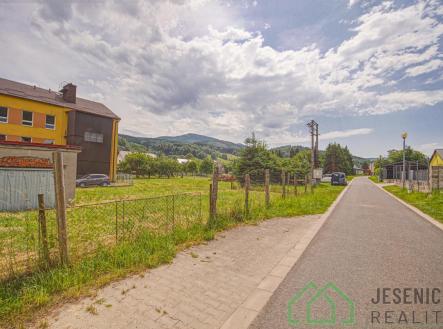 DSC06007.jpg | Prodej - pozemek pro komerční výstavbu, 1 608 m²