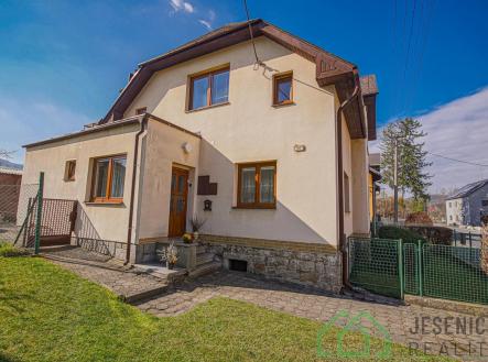DSC07888.jpg | Prodej - dům/vila, 144 m²