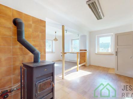 Byt-Pisecna-04172026_115747.jpg | Prodej bytu, 4+1, 90 m²