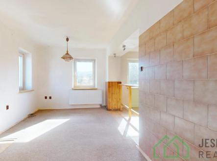 Byt-Pisecna-04172026_115544.jpg | Prodej bytu, 4+1, 90 m²