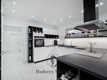 robert-macho-reality-prodej-domu-sobeslav-01 | Prodej - dům/vila, 220 m²