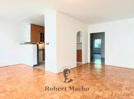 reality-robert-macho-pronajem-bytu-jinonice-11 | Pronájem bytu, 3+kk, 78 m²