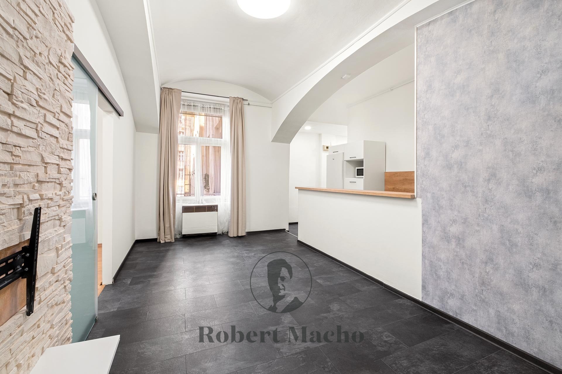 robert-macho-reality-pronajem-bytu-gorazdova-praha-03