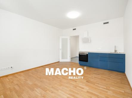 robert-macho-reality-pronajem-bytu-mezi-vodami-praha-01 | Pronájem bytu, 1+kk, 32 m²