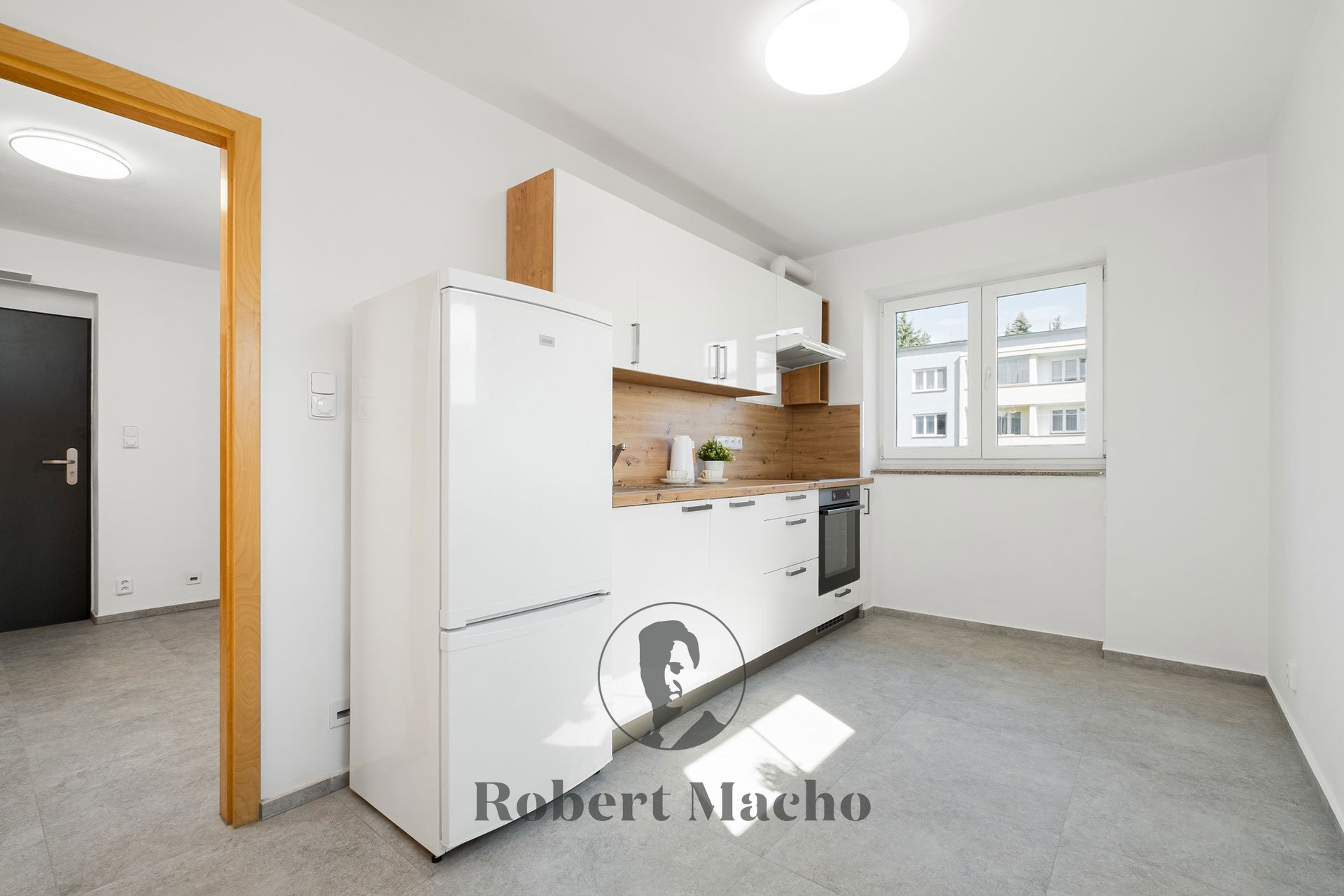 robert-macho-reality-pronajem-bytu-5-kvetna-mnisek-01