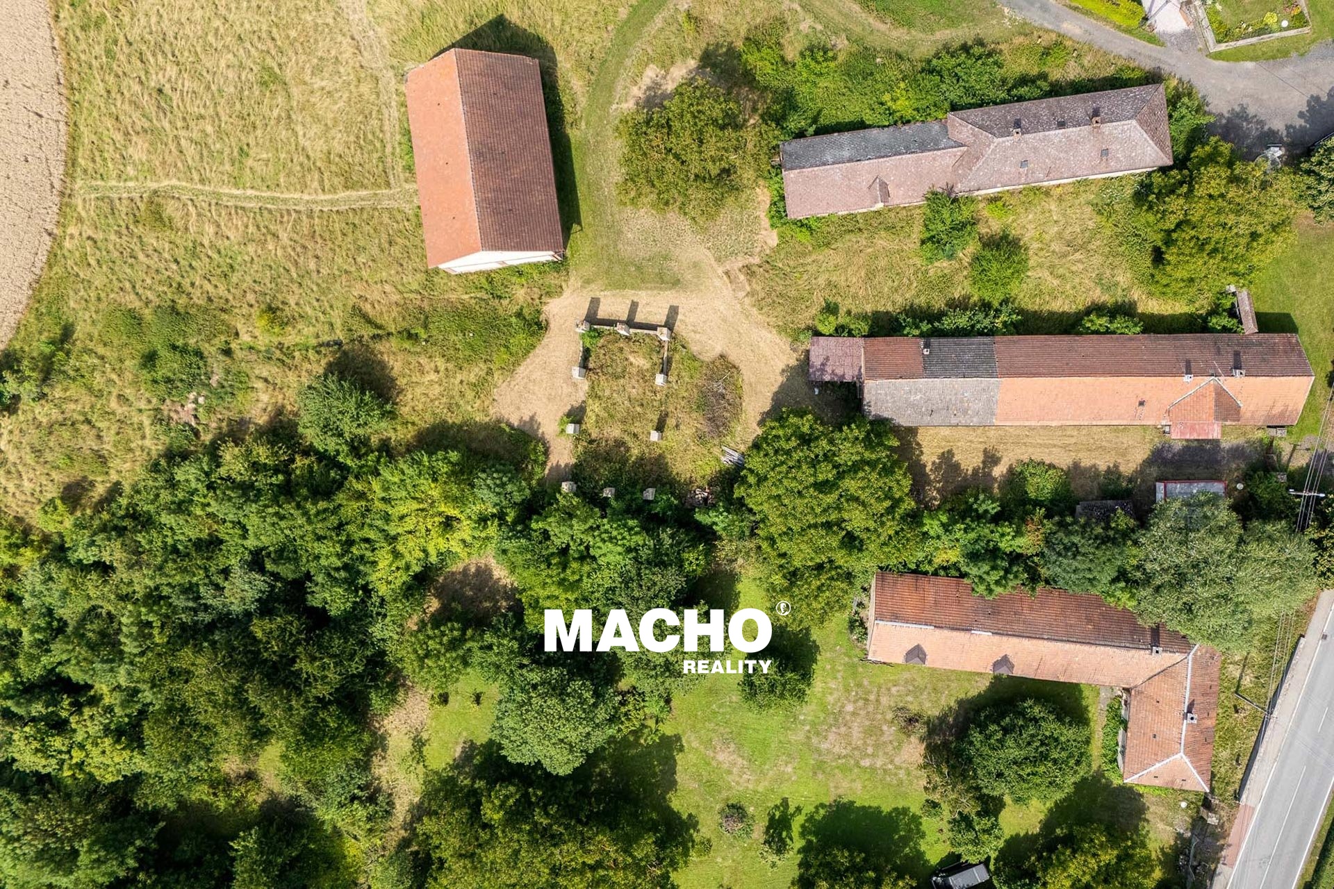 macho-reality-prodej-usedlosti-velis-08