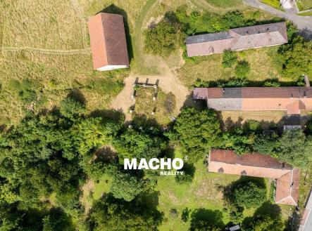 macho-reality-prodej-usedlosti-velis-08 | Prodej - zemědělský objekt, 2 763 m²