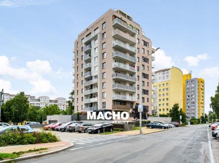 macho-reality-prodej-bytu-krivoklatska-praha-17 | Prodej bytu, 3+kk, 98 m²