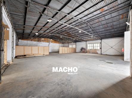 machoreality-pronajem-haly-3-chrastany-02 | Pronájem - komerční objekt, sklad, 405 m²