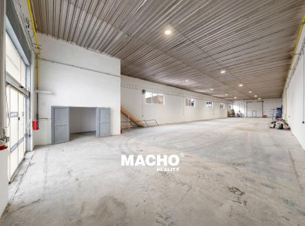 machoreality-pronajem-haly-4-chrastany-03 | Pronájem - komerční objekt, sklad, 588 m²