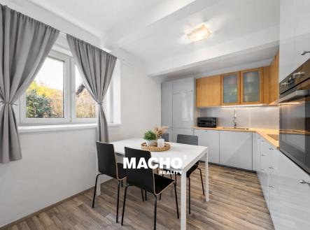 4750A76A-0BBA-470D-9DC2-2B27A11CDD90 | Pronájem bytu, 1+1, 45 m²