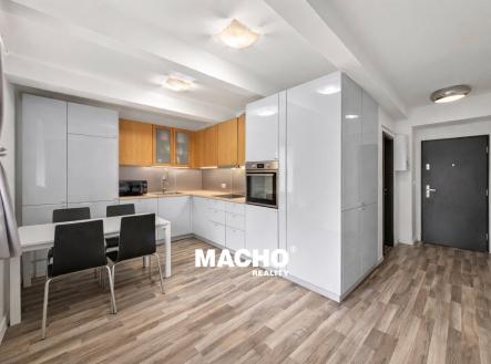 6E547A0E-7931-4222-8960-81332FFED05D | Pronájem bytu, 1+1, 45 m²