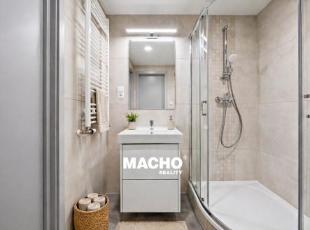 5C148087-7F04-489E-904F-8421048C8286 | Pronájem bytu, 1+kk, 31 m²