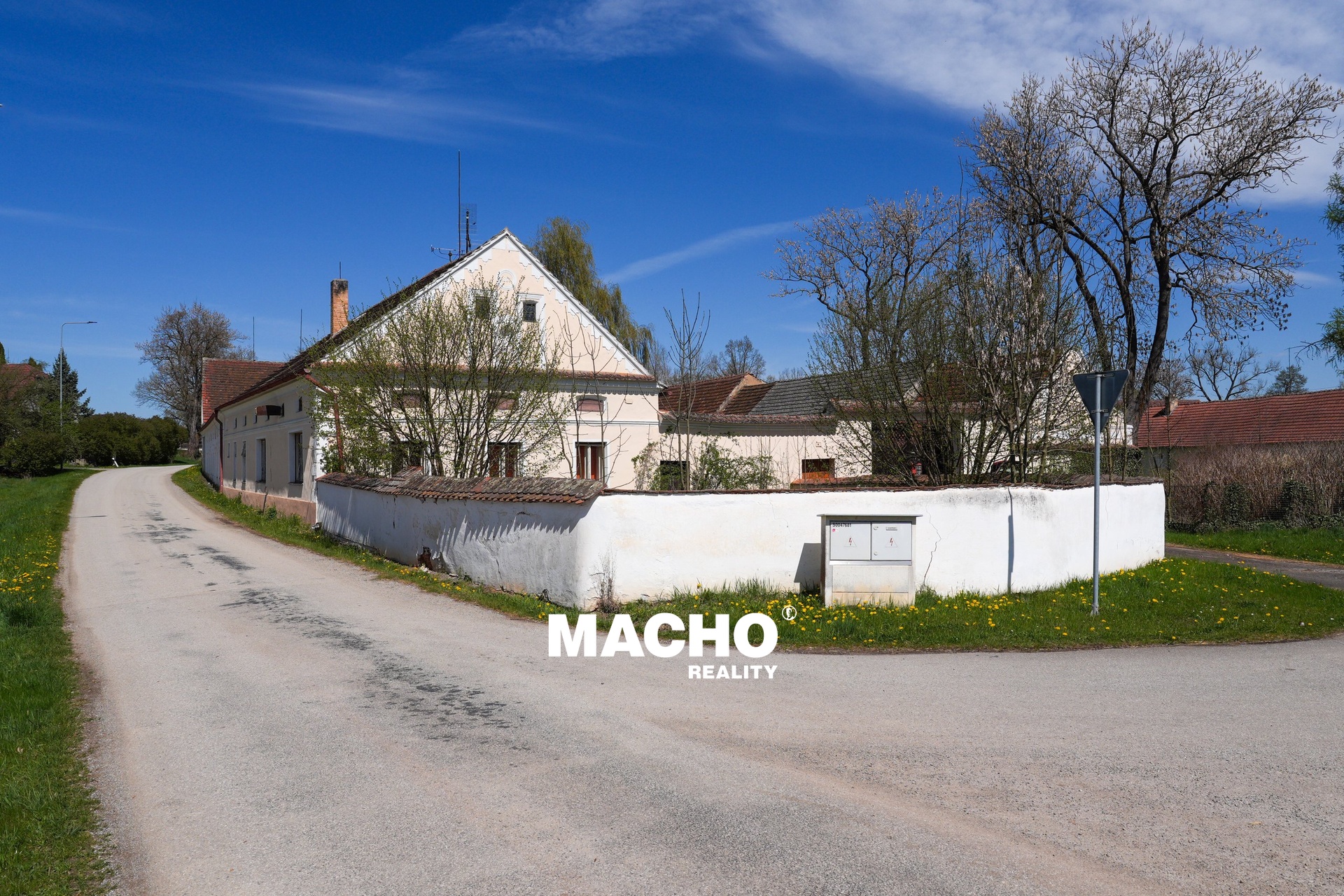 20260422-104909 - A6701950