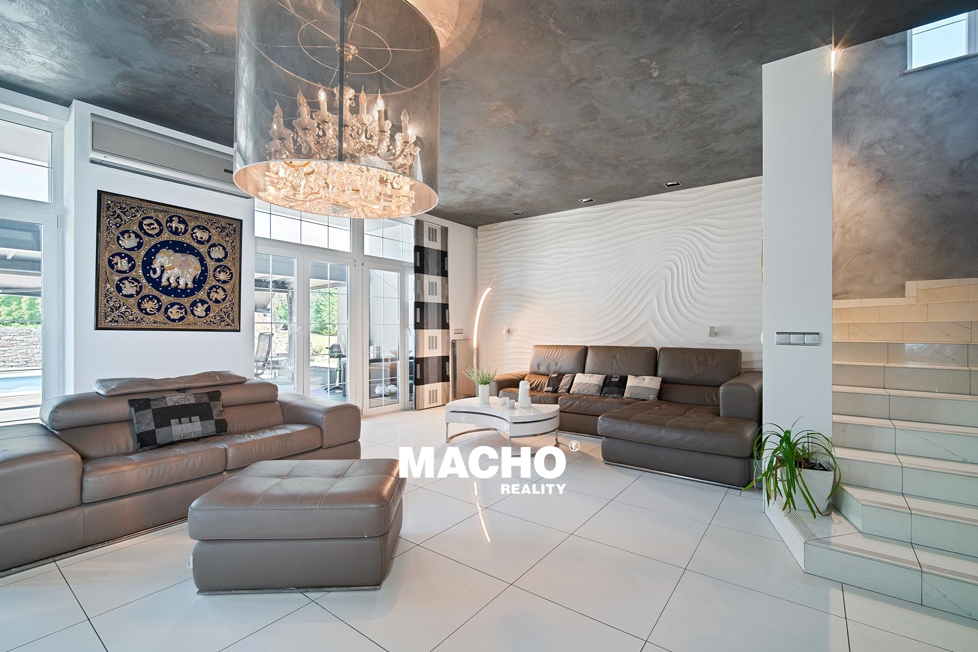 Prodej luxusní vily, 372 m² - Řitka, okr, Praha-západ