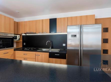 2 | Prodej - dům/vila, 160 m²