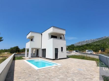 1 | Prodej - dům/vila, 250 m²